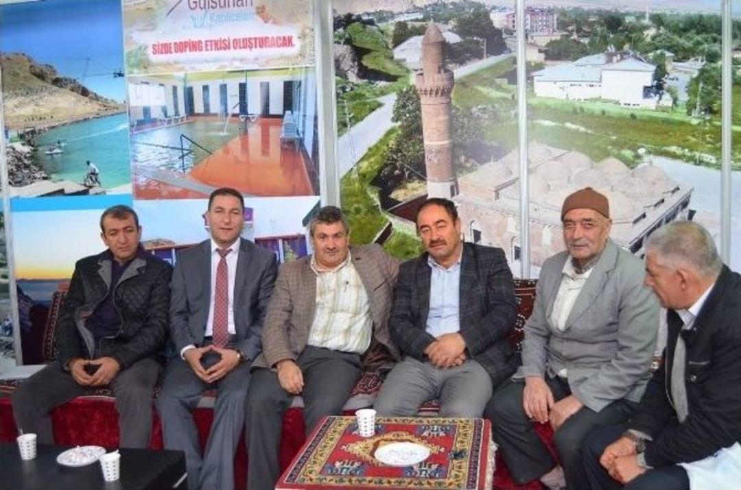 Adilcevaz Standına Yoğun İlgi