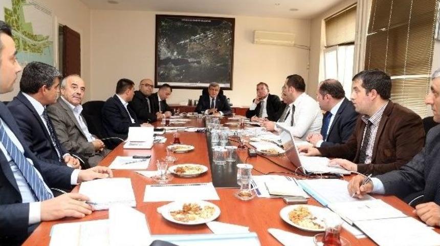 Başkan Karaosmanoğlu Fen İşleri Sunumunda