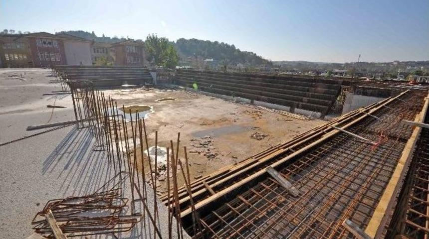 Kandıra Spor Salonu Y&uuml;kseliyor