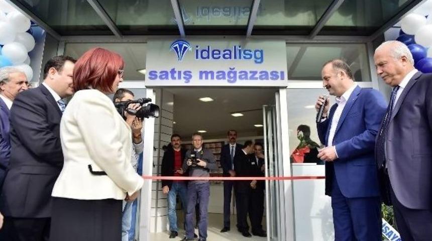 Akg&uuml;l, İş Sağlığı Ve G&uuml;venliği Malzemeleri Satış Mağazasının A&ccedil;ılışını Yaptı