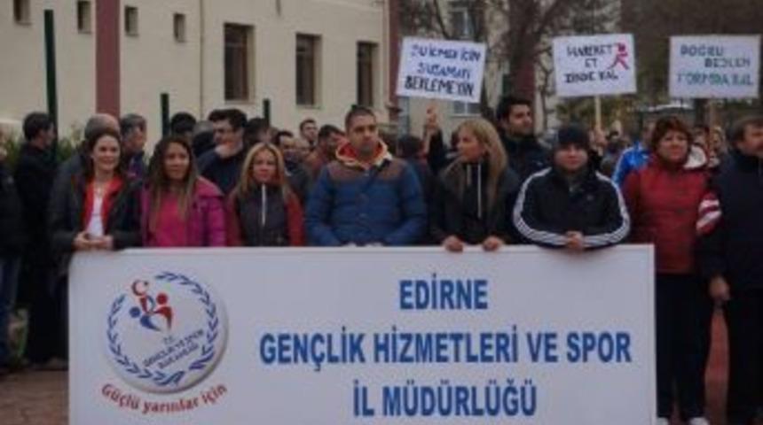 Sağlıklı Yaşam Y&uuml;r&uuml;y&uuml;ş&uuml;nde Obeziteye Dikkat &Ccedil;ekildi