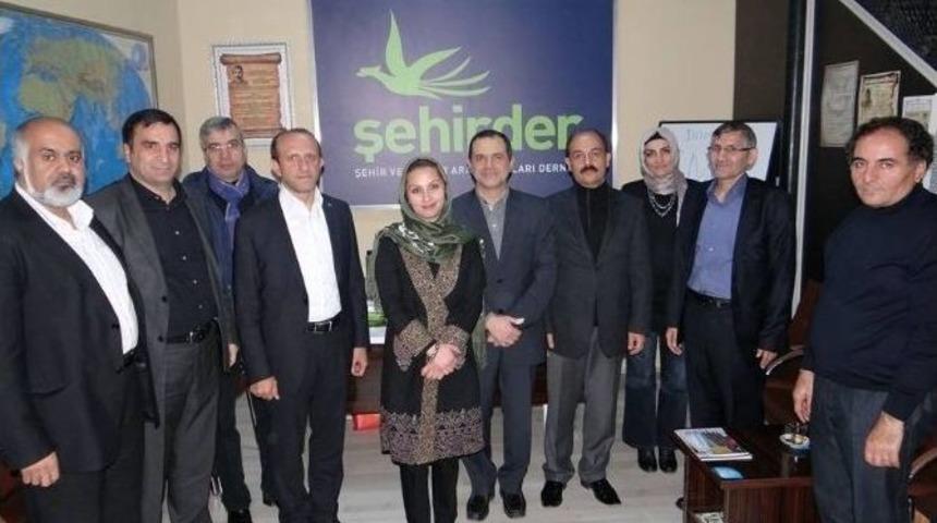 Erzurum&rsquo;da Şehir Ve Medeniyet Konuşmaları