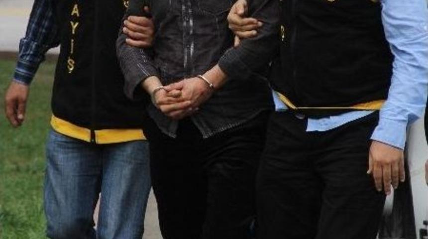 &Ccedil;elik Yelekli Katil Zanlısı G&uuml;lerek Adliyeye Gitti
