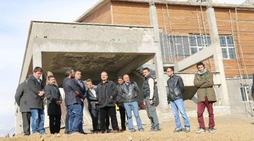 Vali Canbolat, Eğitim Ve Spor Yatırımlarını Denetledi