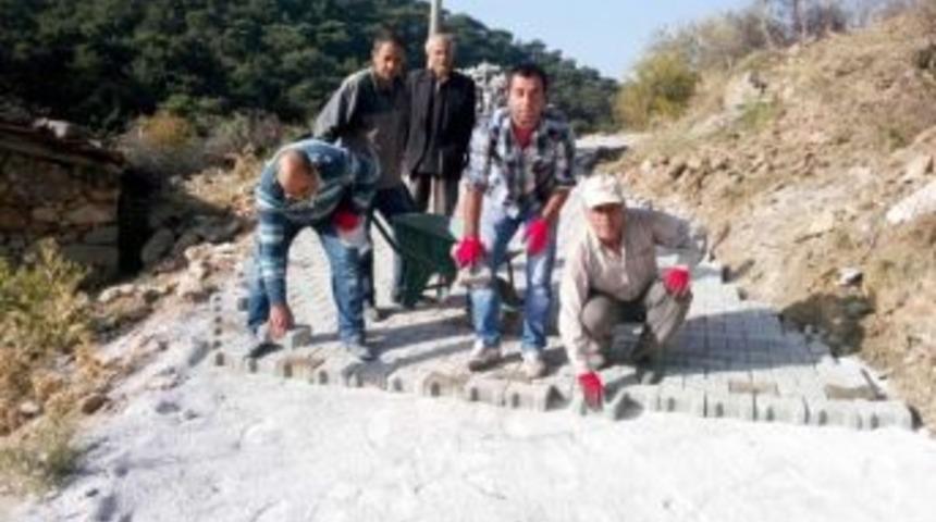 Subeylidere Mahallesi, Kışın &Ccedil;amurundan Yazın Tozundan Kurtuluyor