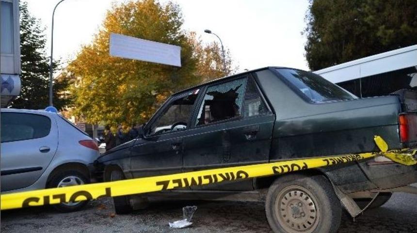 Taşk&ouml;pr&uuml;&rsquo;de Silahlı Kavga; 1 &Ouml;l&uuml;, 5 Yaralı