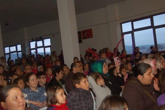 Lapseki’de Çocukların Sirk Heyecanı 1