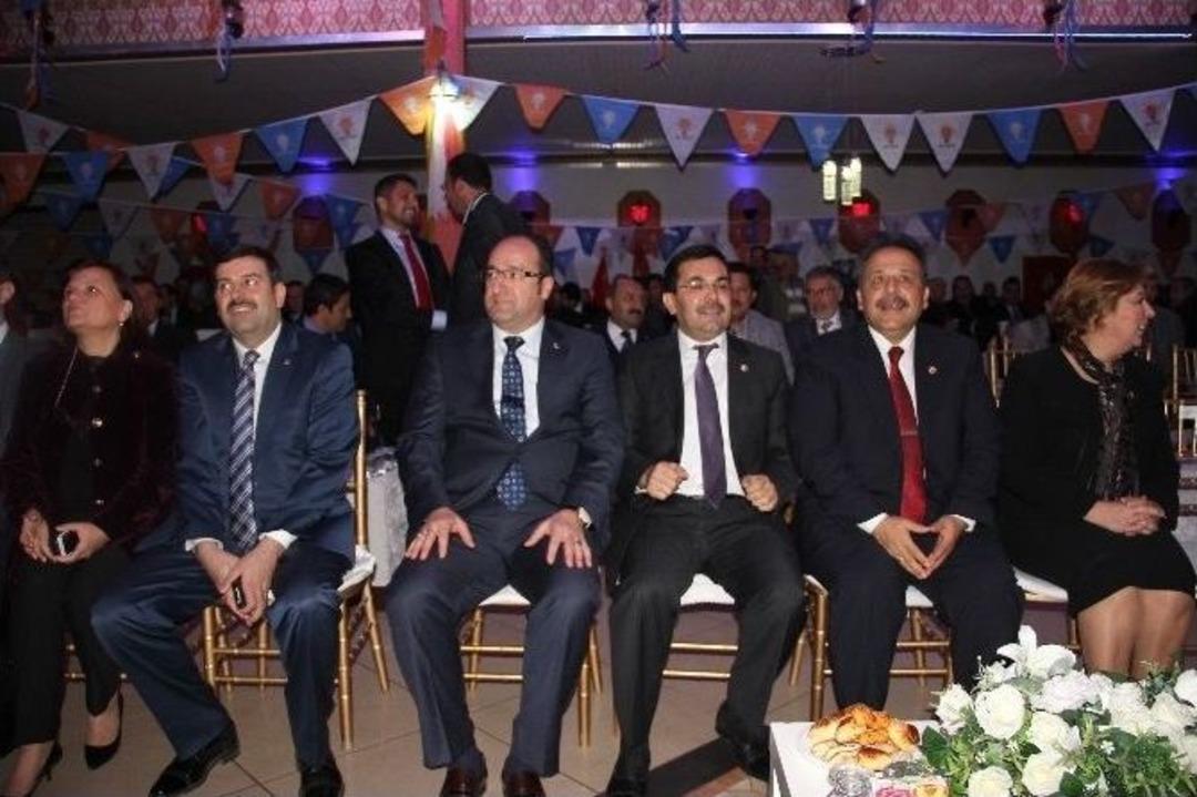 Eskişehir&rsquo;de Ak Parti Tepebaşı 3&rsquo;&uuml;nc&uuml; Olağan Kongresi