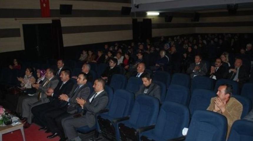 Kastamonu Milli Eğitim M&uuml;d&uuml;r&uuml; Mustafa &Ccedil;elik;