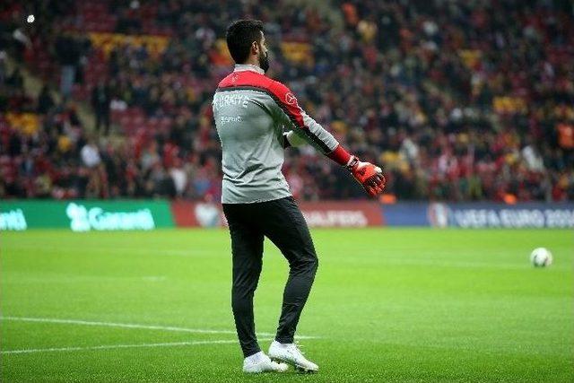 Kazakistan Ma&ccedil;ı &Ouml;ncesi Volkan Demirel Şoku 1