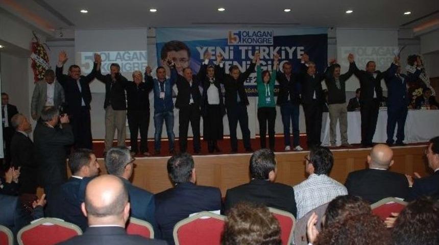 Kuşadası&rsquo;nda Ak Parti İl&ccedil;e Kongresi Sonu&ccedil;landı