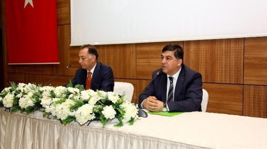 Kaymakam Dursun Ve Başkan Fadıloğlu Muhtarlarla Bir Araya Geldi