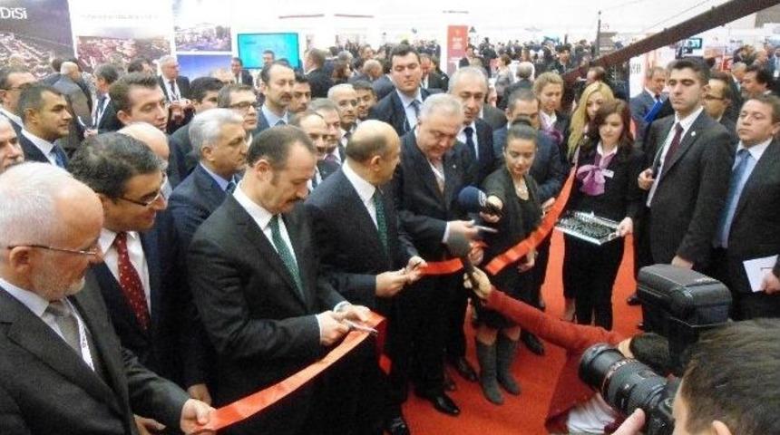 &Ccedil;om&uuml; Teknopark Stand A&ccedil;ılışını Bakan Işık Yaptı