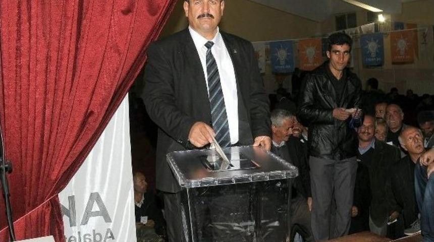Ak Parti &Ccedil;elikhan İl&ccedil;e Kongresi Yapıldı