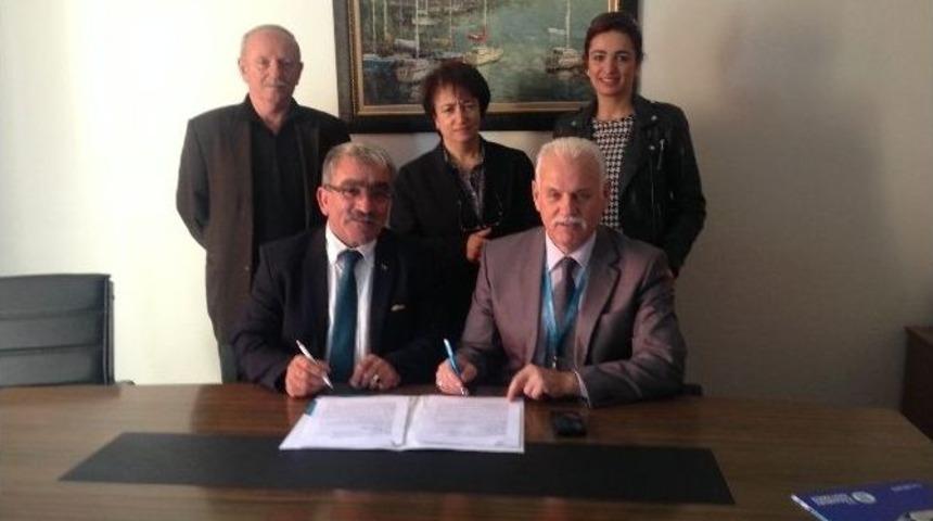 T&uuml;rkiye Emekliler Derneği Trabzon Şubesi Sağlıkta &Ouml;zel Karadeniz Hastanesi&rsquo;ni Se&ccedil;ti