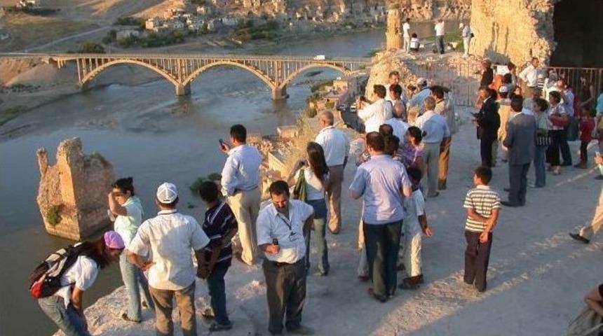 &Ccedil;&ouml;z&uuml;m S&uuml;reci Batman&rsquo;a Turist Sayısını Y&uuml;zde 25 Artırdı