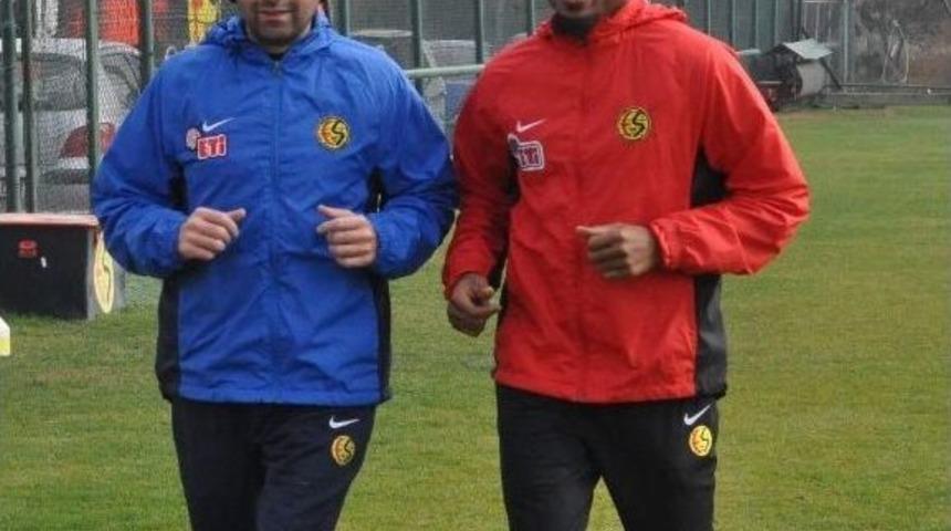 Eskişehirspor, Suat Altın İnşaat Kayseri Erciyesspor Ma&ccedil;ı Hazırlıklarını S&uuml;rd&uuml;rd&uuml;
