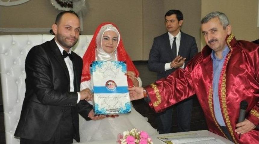 Başkan Baran Nikahtan D&uuml;ğ&uuml;ne Koştu