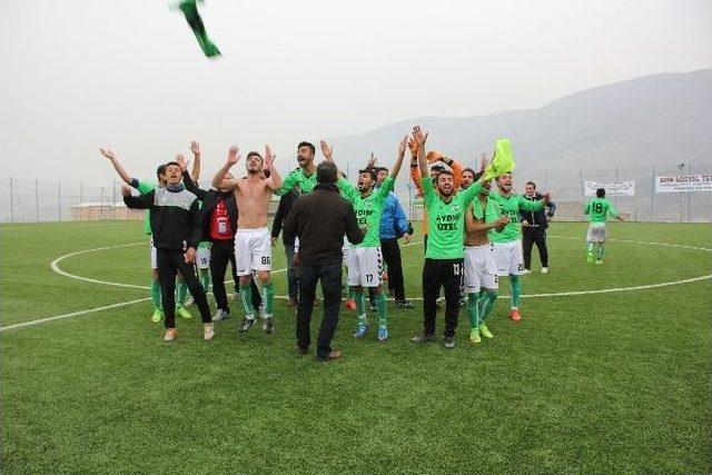 Yahyalı Belediye Başkanı Esat Öztürk’ten Yahyalıspor’a Tam Destek