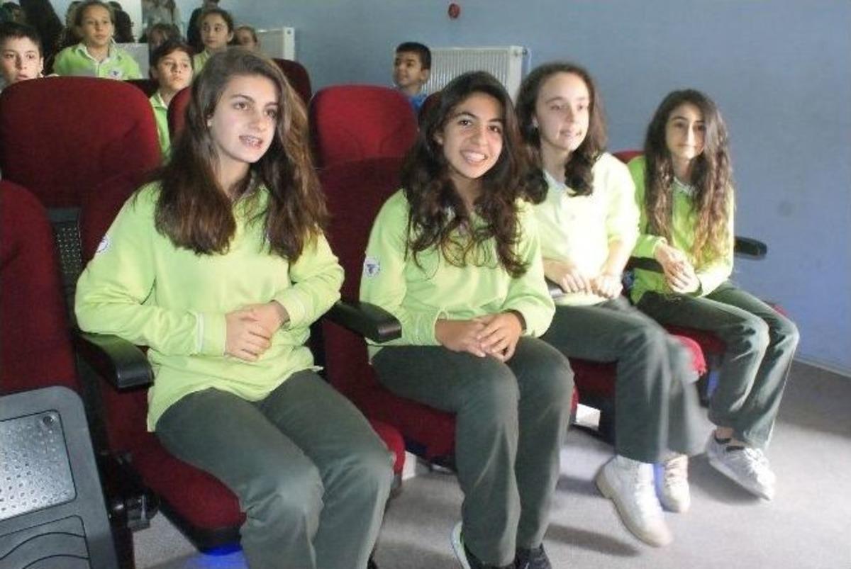 Başkan Uysal &Ccedil;ocuk Meclisi Se&ccedil;imlerine Katıldı