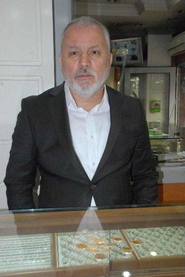 Altın Fiyatları D&uuml;şt&uuml; Yatırımcının Y&uuml;z&uuml; G&uuml;ld&uuml; 2