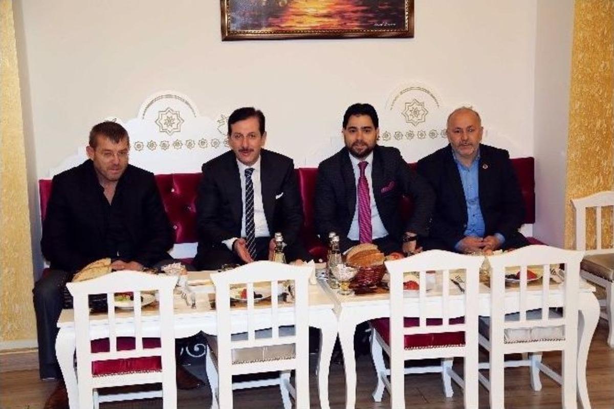 Başkan Tok, Pazar Esnafı İle Buluştu