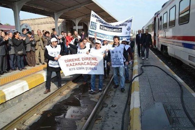 Demiryolcular Özelleştirmeyi Protesto Etti