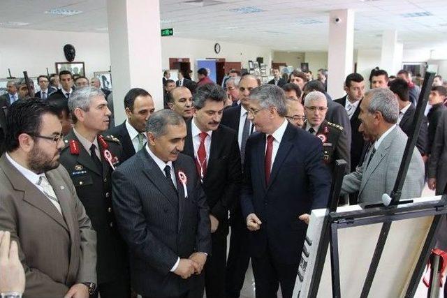 Fırat Üniversitesi’nde ’tarihten Günümüze Elazığ’ Konulu Kongresi Başladı