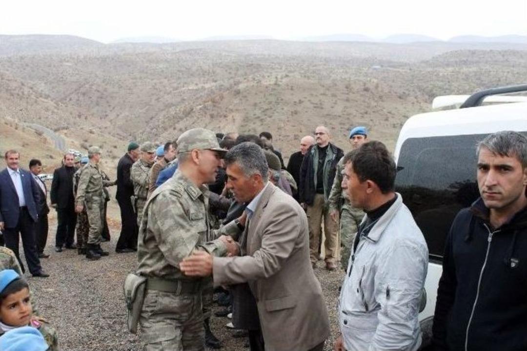 Bayraktepe K&ouml;y&uuml;nde Katledilen 11 Kişi T&ouml;renle Anıldı