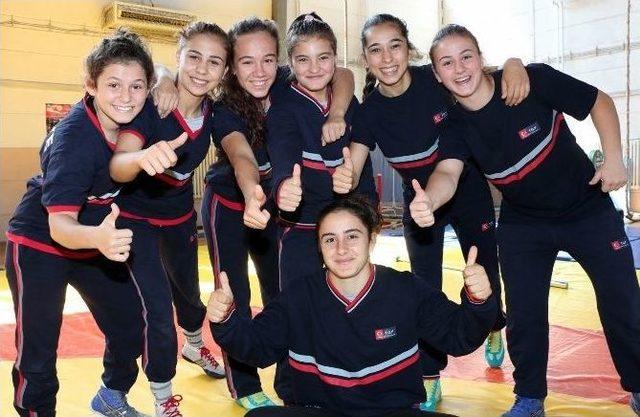 Kadın Güreşinde Devrim Gibi Karar 1