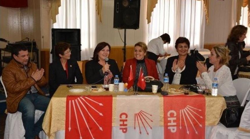 Chp Urla Kadın Kolları "genel Se&ccedil;im" İ&ccedil;in Toplandı