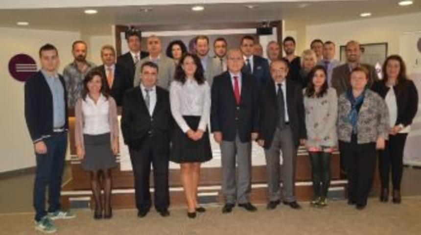 Başkan G&uuml;&ccedil;l&uuml;: İzmir &rsquo;bilimsel&rsquo; Tartışmalı