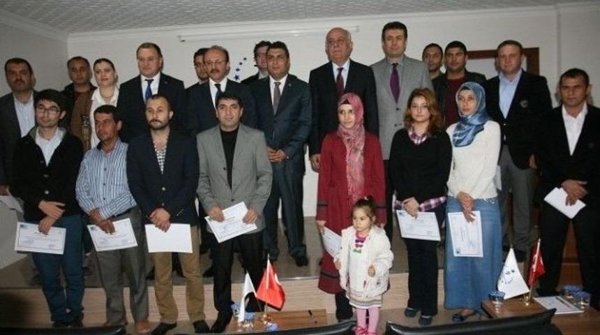 Girişimcilik Kursunu Tamamlayanlara Sertifika