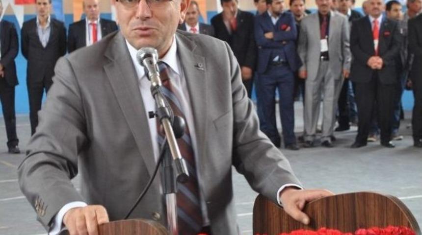 Tomarza&rsquo;da Coşkulu Kongre