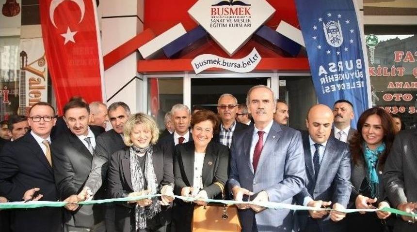 &lsquo;halk &Uuml;niversitesi&rsquo; Nil&uuml;fer&rsquo;deki Yeni Yerinde