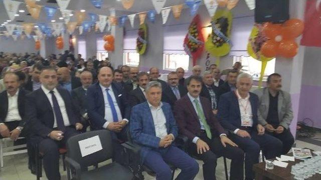 Sara&ccedil;, İl&ccedil;e Kongresine Katıldı 1