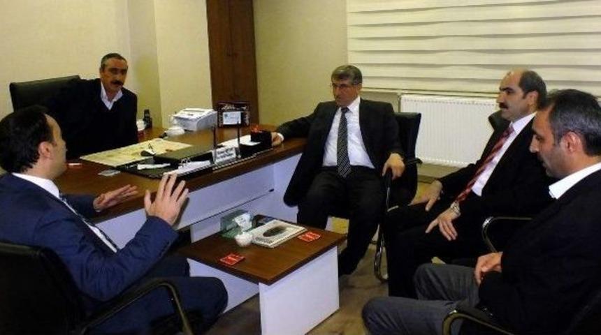 Ak Parti Heyetinden Dernek Ziyareti