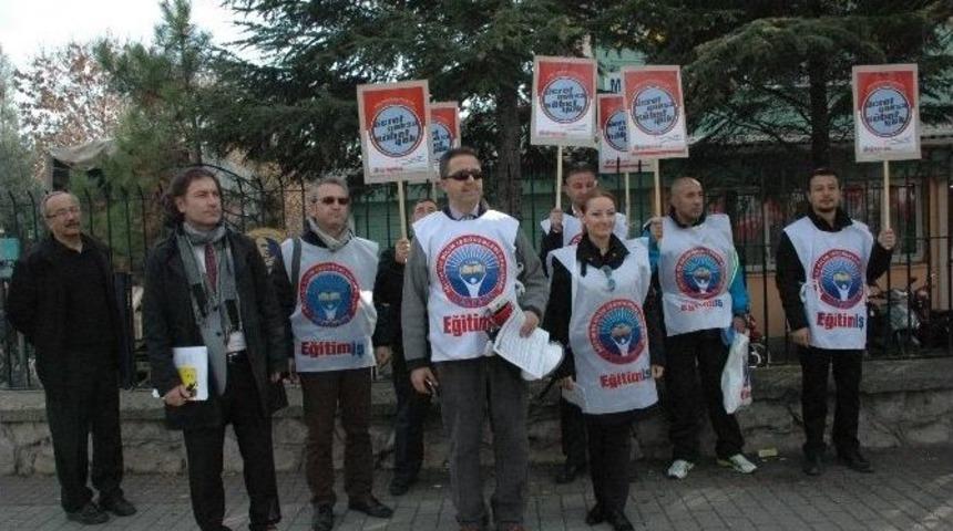&Ouml;ğretmenleri Eylemde &Ouml;ğrencileri İzlemede