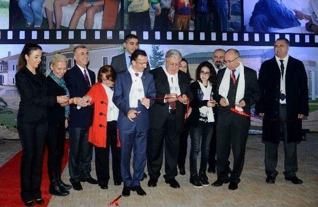 Avrupa&rsquo;nın En B&uuml;y&uuml;k &ldquo;diyabet Eğitim Ve Yaşam K&ouml;y&uuml;&rdquo; A&ccedil;ılıyor 1