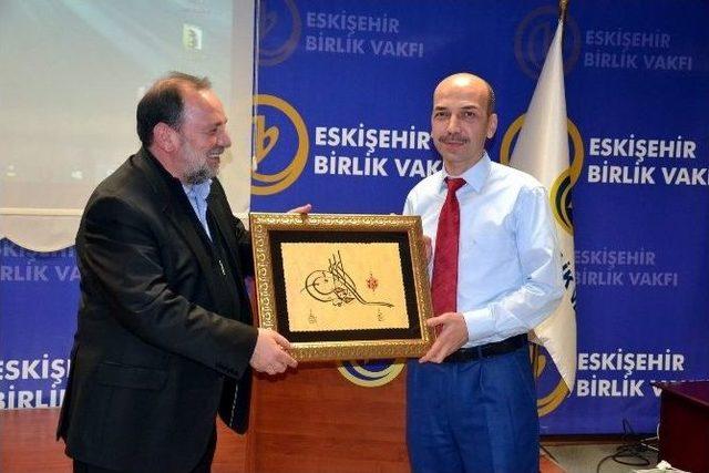Eskişehir Birlik Vakfı&rsquo;nda &ldquo;geleceğin Savaşları&rdquo; Konferansı 1