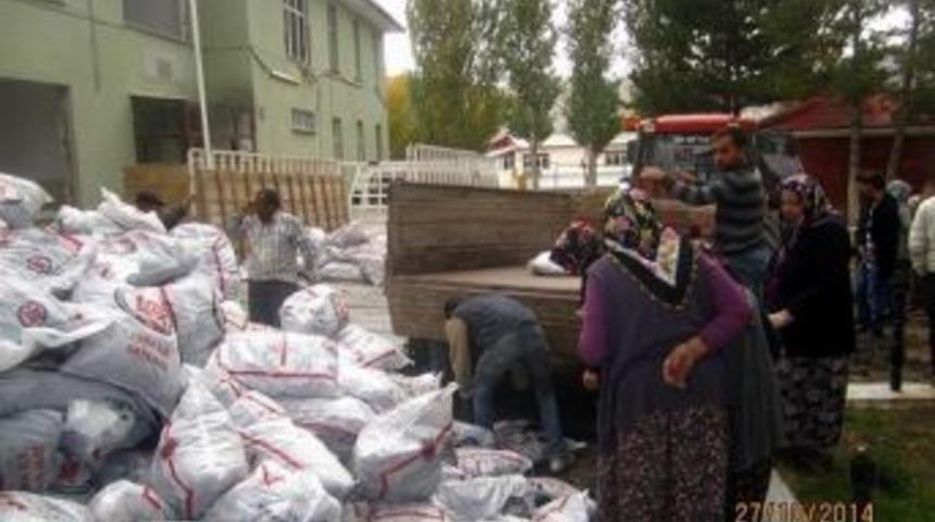 G&uuml;r&uuml;n&rsquo;de İhtiya&ccedil; Sahiplerine K&ouml;m&uuml;r Yardımı