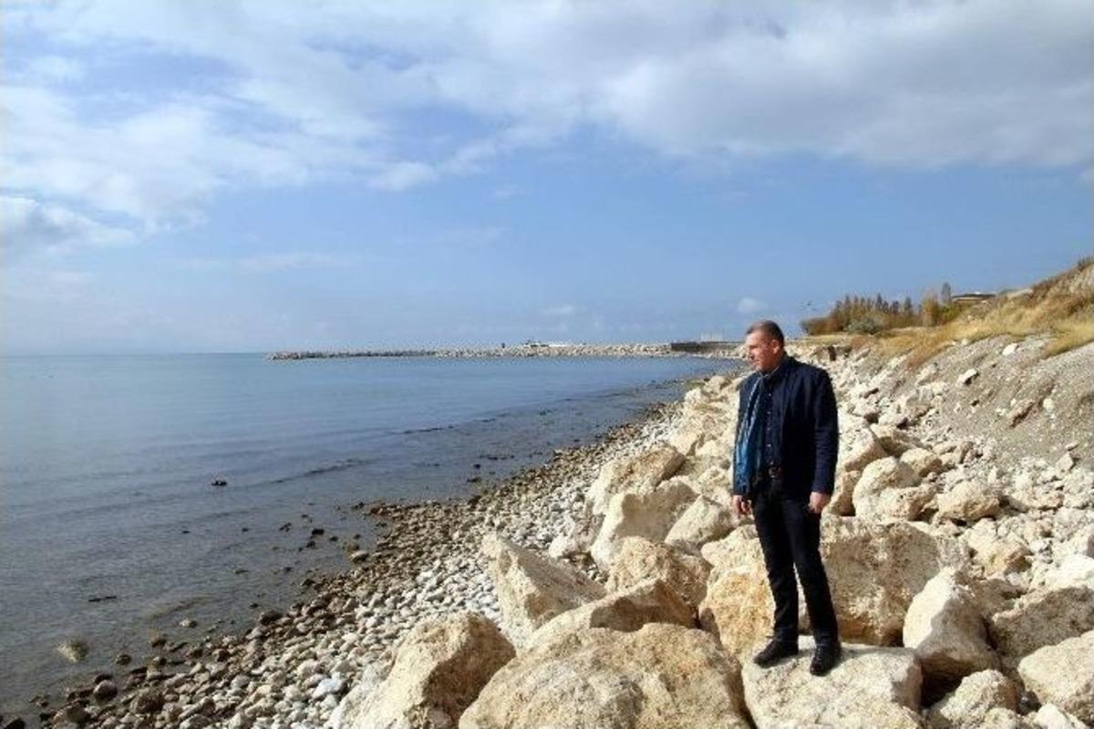 (&ouml;zel Haber) Van G&ouml;l&uuml; Her Yıl Biraz Daha K&uuml;&ccedil;&uuml;l&uuml;yor