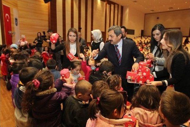 Aile Yaşam Merkezi’nden Türkiye Okuyor Kampanyası