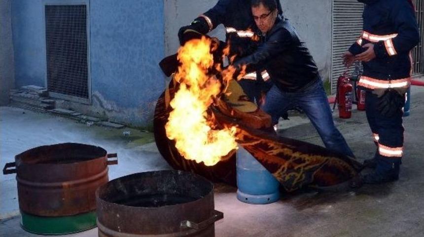 Emniyet Personeline Yangın S&ouml;nd&uuml;rme Eğitimi