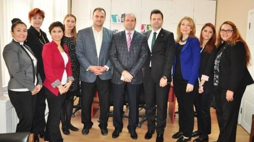 Projelerle Manisa&rsquo;yı İleriye Taşıyorlar