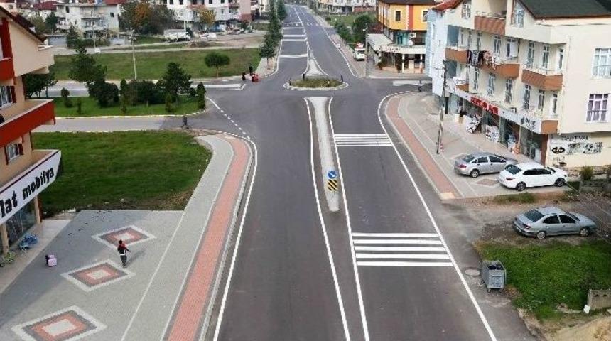 Kartepe K&ouml;sek&ouml;y&rsquo;de İki Cadde Yenilendi