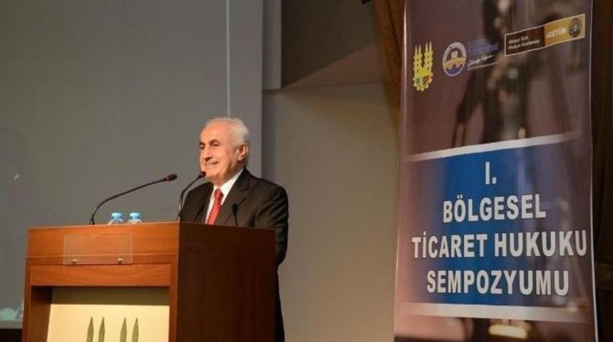 Edirne&rsquo;de B&ouml;lgesel Ticaret Hukuku Sempozyumu Yapıldı