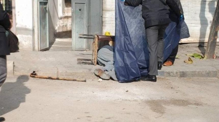 &rsquo;g&uuml;r&uuml;lt&uuml;&rsquo; Kavgası Kanlı Bitti: 1 &Ouml;l&uuml;