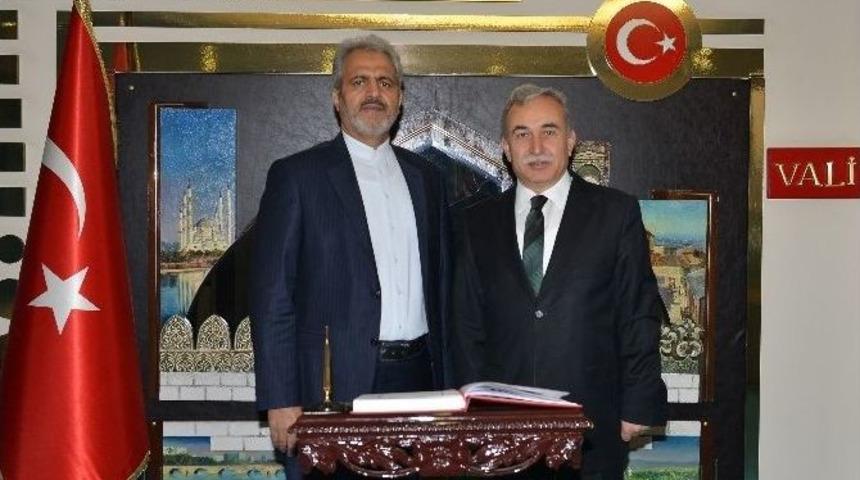 İran B&uuml;y&uuml;kel&ccedil;isi Ali Reza Bikdeli&rsquo;den Vali B&uuml;y&uuml;k&rsquo;e Ziyaret