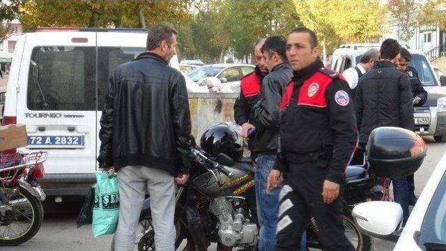 Batman Polisi Asayiş Uygulamasında 60 Motosiklete Ceza Kesti